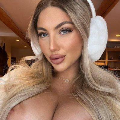 
                        Zariana
                     is Female Escorts. | Winnipeg | Manitoba | Canada | canadatopescorts.com 