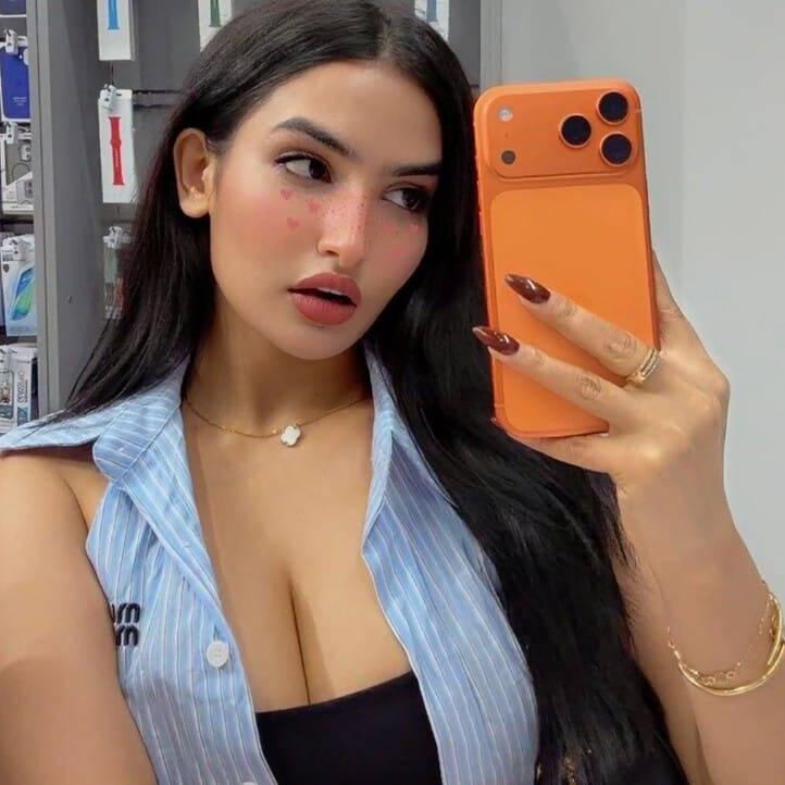 
                        Harleen Kaur
                     is Female Escorts. | belleville | Ontario | Canada | canadatopescorts.com 
