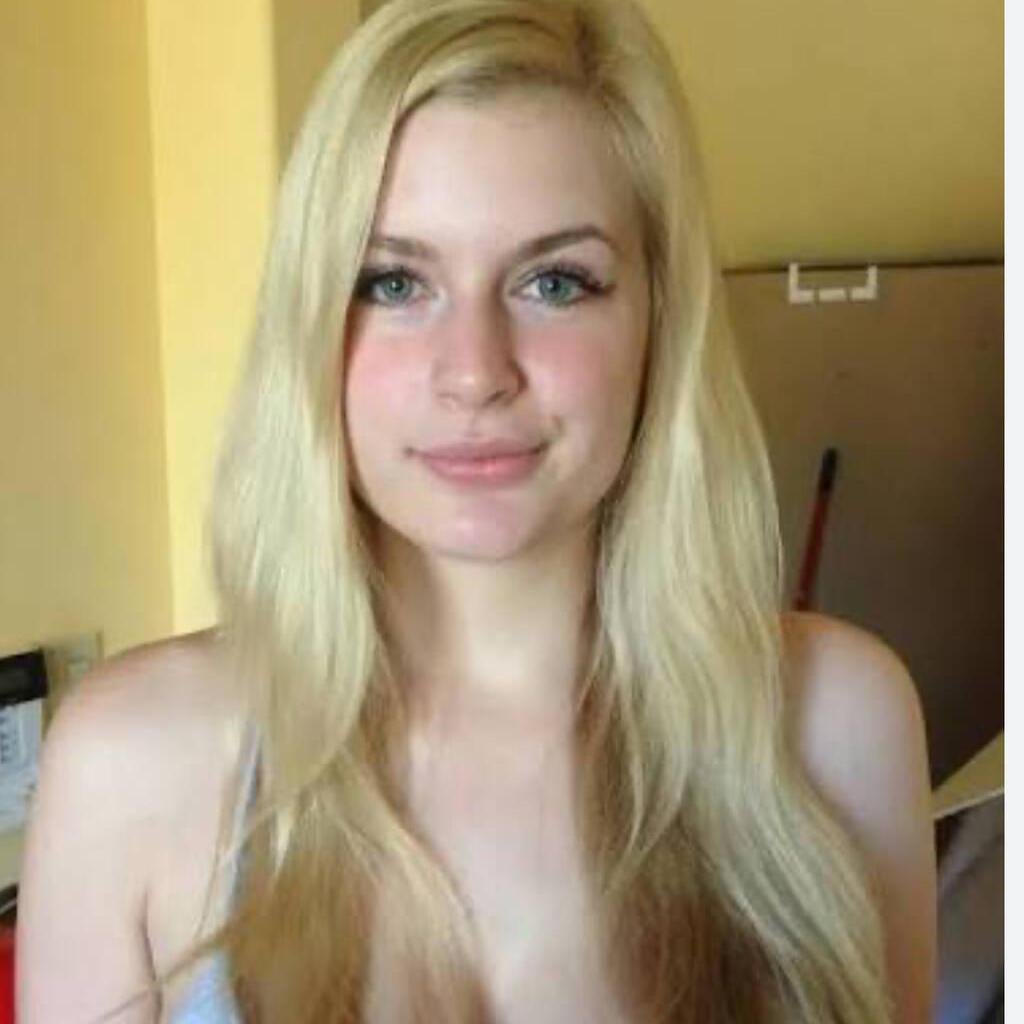 
                        Kelly
                     is Female Escorts. | Skeena | British Columbia | Canada | canadatopescorts.com 