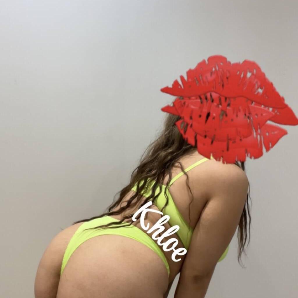 
                        Khloe
                     is Female Escorts. | Moncton | New Brunswick | Canada | canadatopescorts.com 