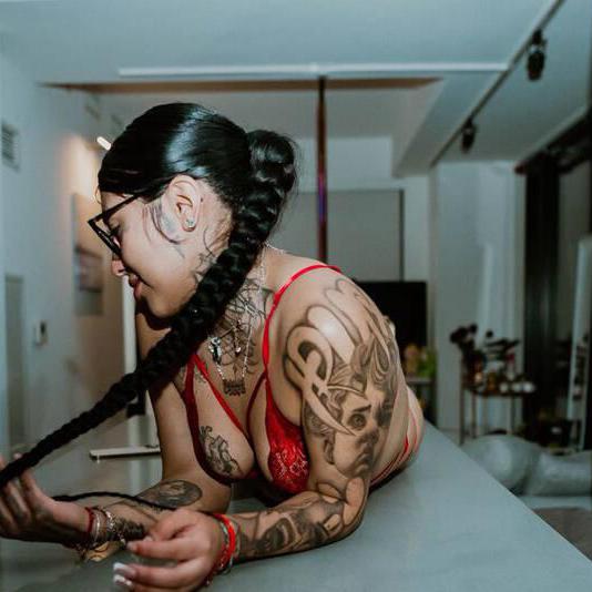 
                        Bella
                     is Female Escorts. | Toronto | Ontario | Canada | canadatopescorts.com 