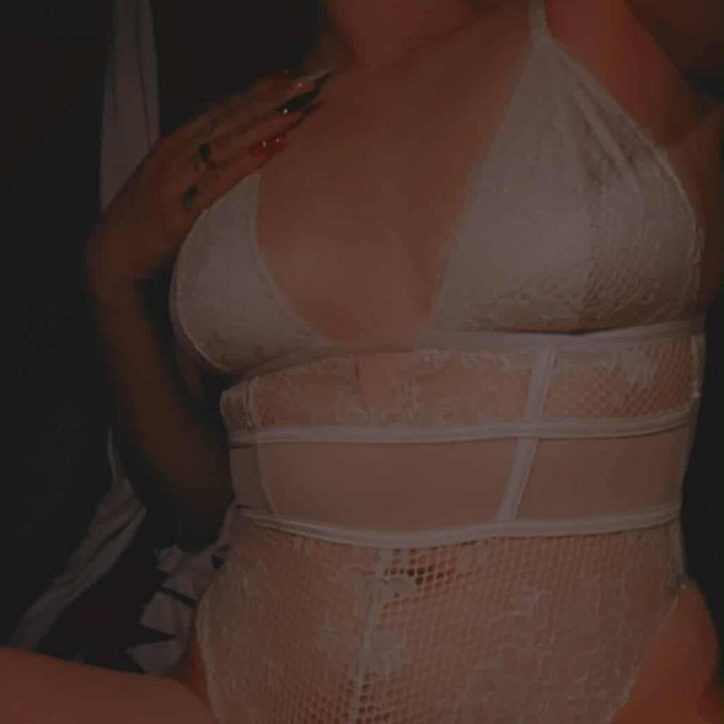 
                        Frenchie
                     is Female Escorts. | Nanaimo | British Columbia | Canada | canadatopescorts.com 