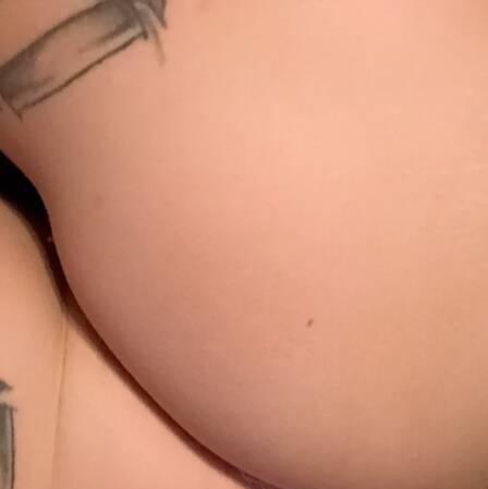 
                        Amber
                     is Female Escorts. | Niagara | Ontario | Canada | canadatopescorts.com 