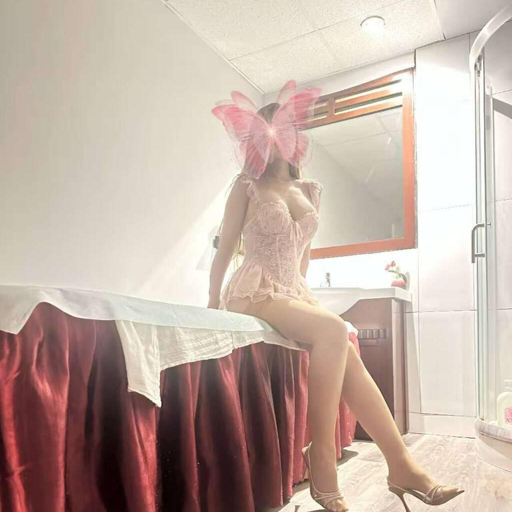 
                        Sasha
                     is Female Escorts. | Toronto | Ontario | Canada | canadatopescorts.com 