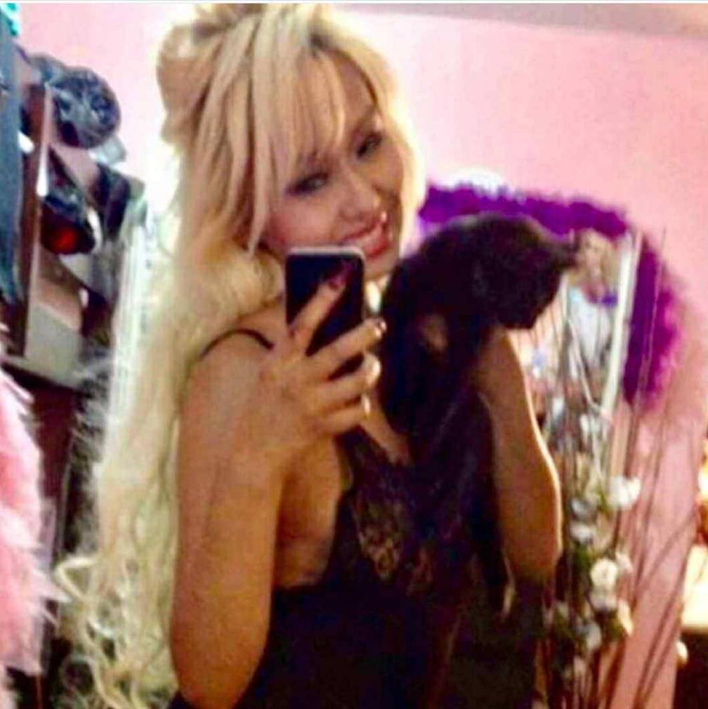 
                        suzy
                     is Female Escorts. | Quebec City | Quebec | Canada | canadatopescorts.com 