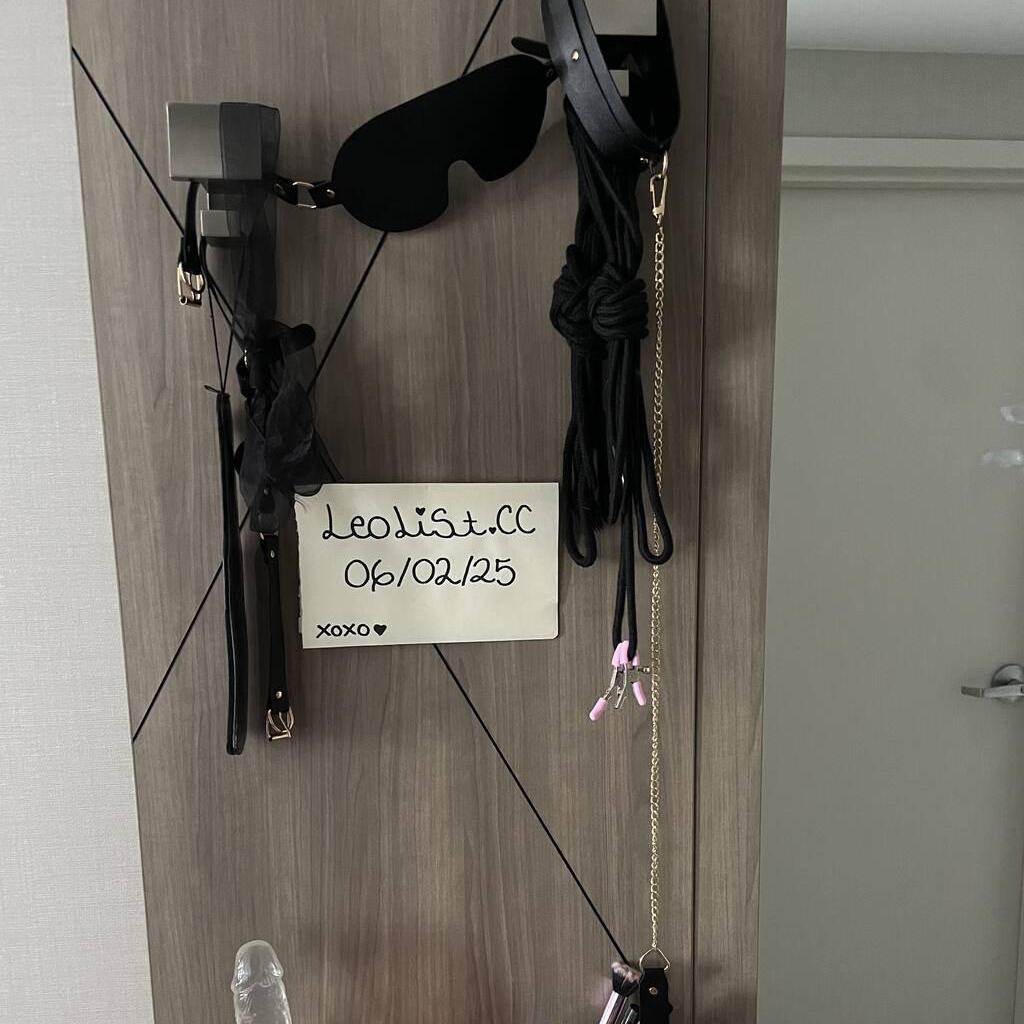 
                        Treasure
                     is Female Escorts. | Kitchener | Ontario | Canada | canadatopescorts.com 