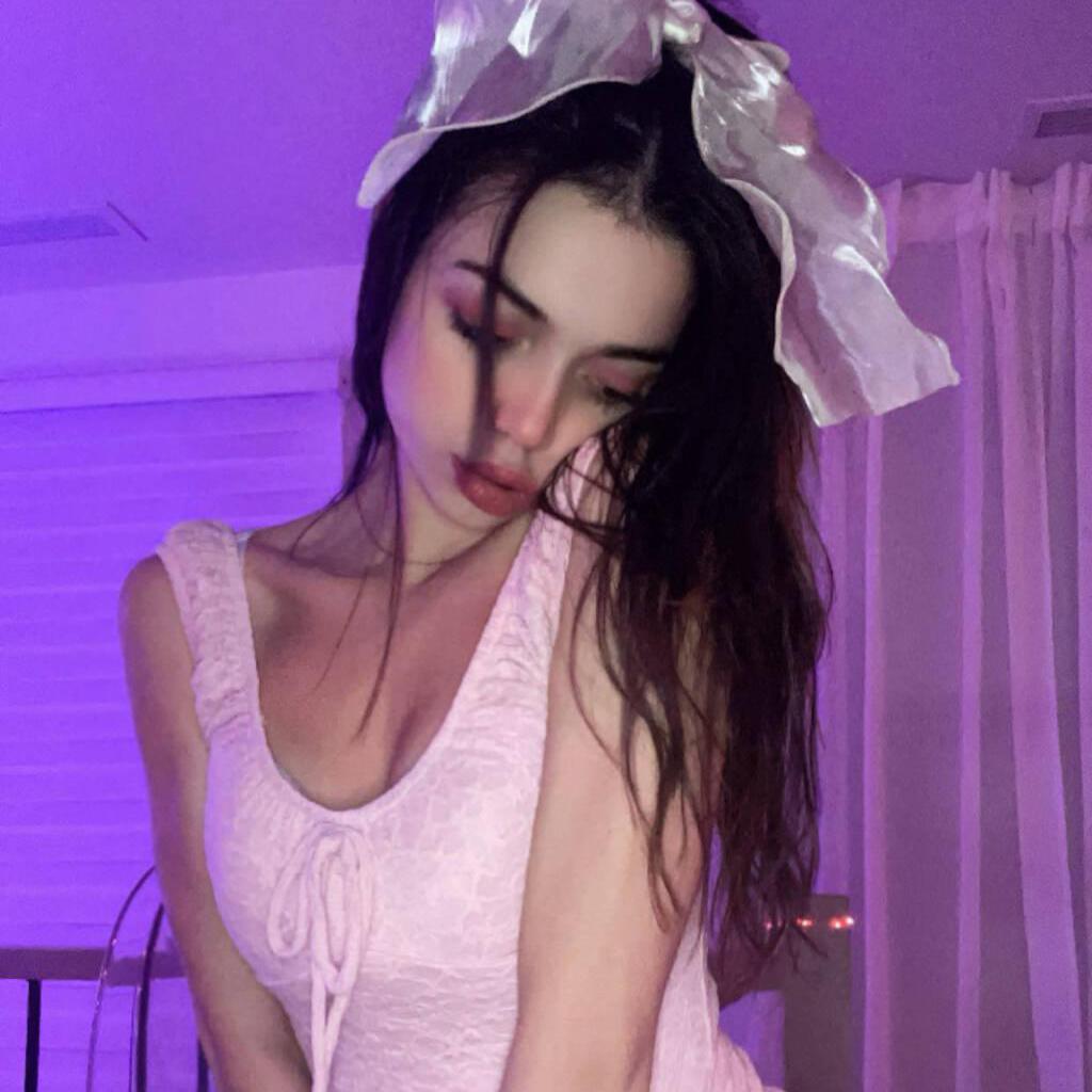 
                        Eva
                     is Female Escorts. | Niagara | Ontario | Canada | canadatopescorts.com 