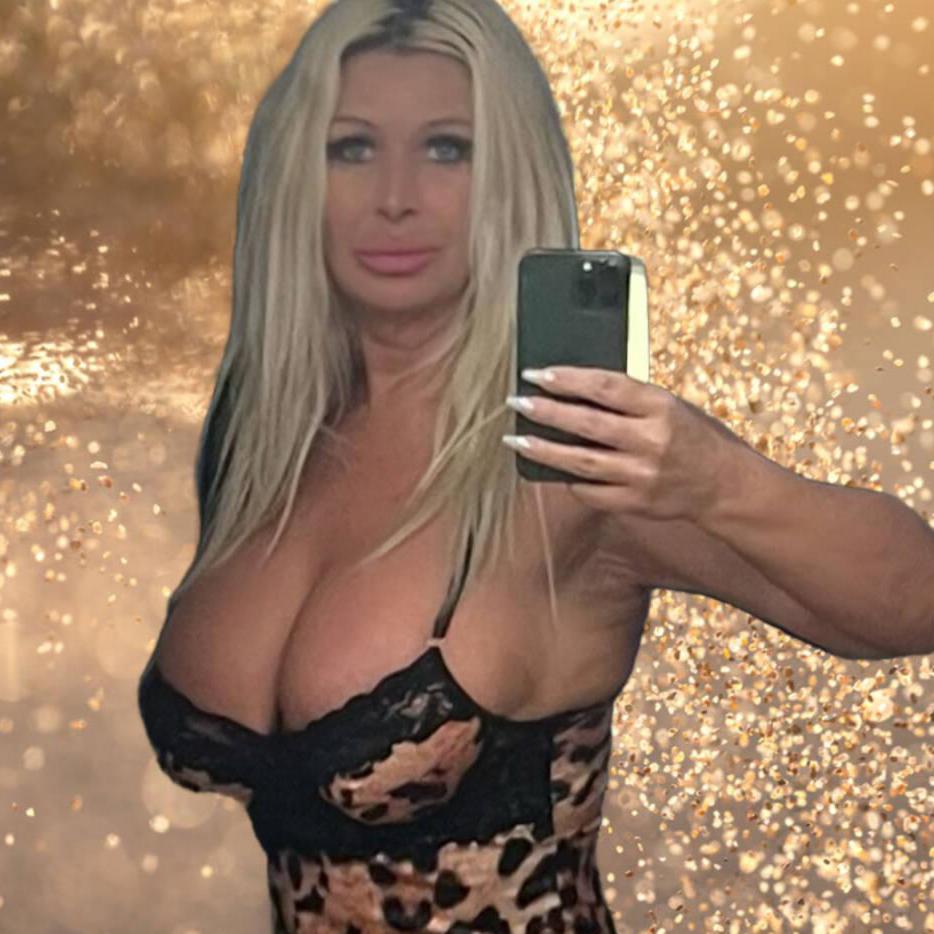
                        NIKI VALHALLA
                     is Female Escorts. | Peace River Country | British Columbia | Canada | canadatopescorts.com 