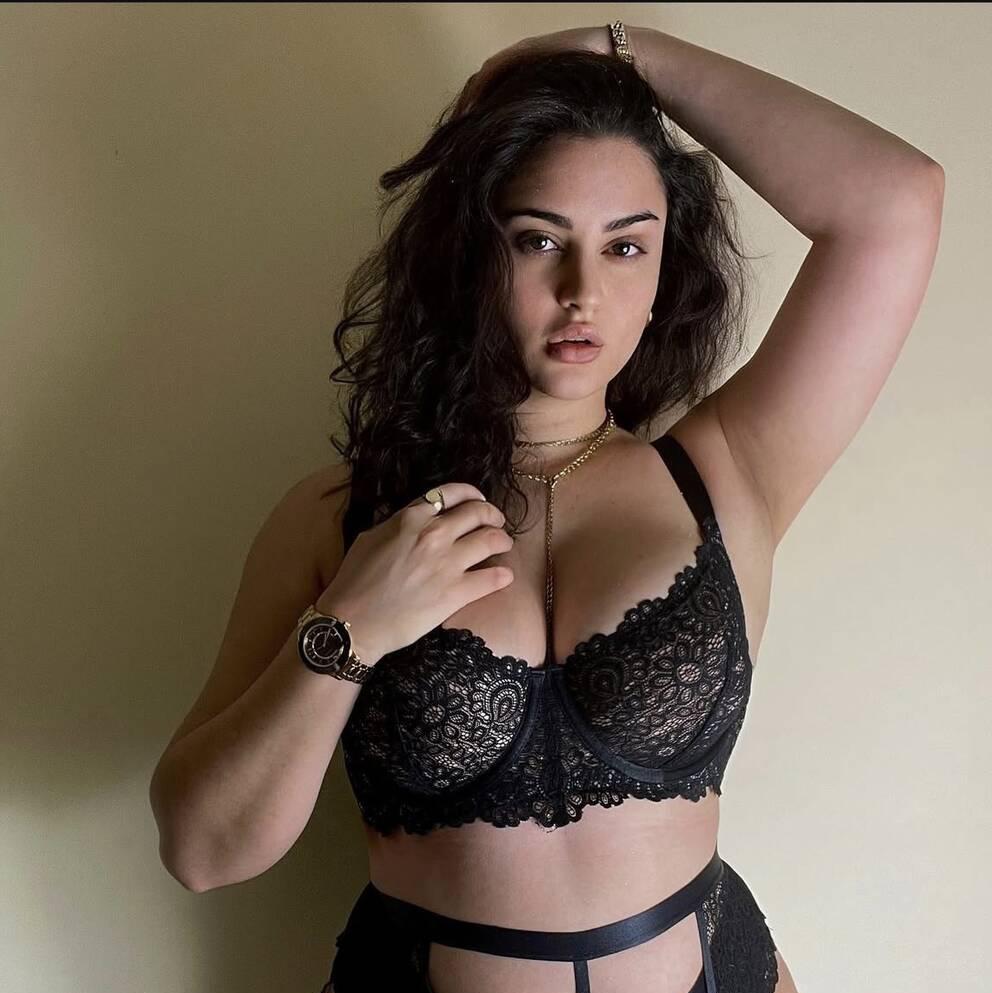 
                        Jasmyn
                     is Female Escorts. | Fredericton | New Brunswick | Canada | canadatopescorts.com 