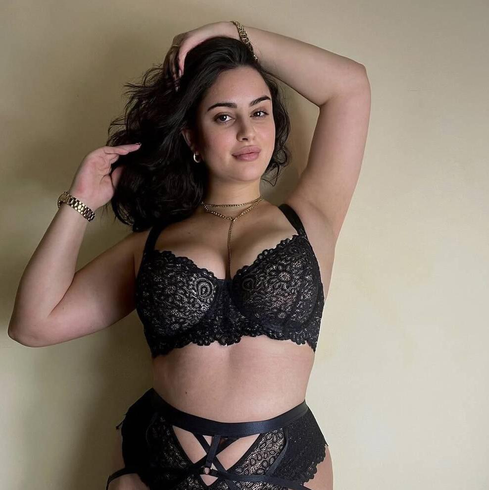 
                        Jasmyn
                     is Female Escorts. | Fredericton | New Brunswick | Canada | canadatopescorts.com 