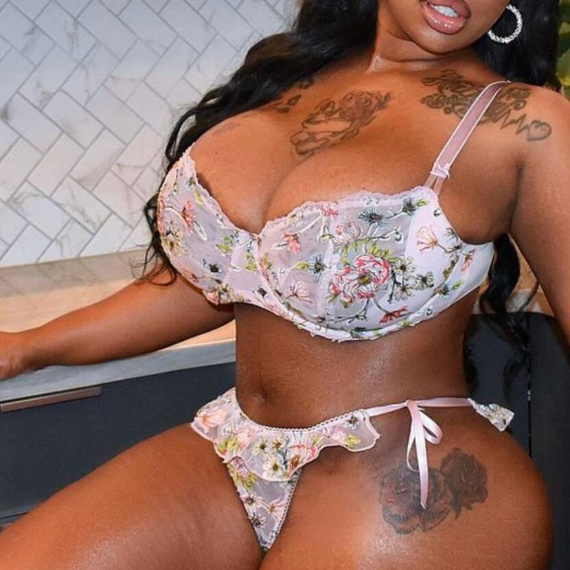 
                        Sophie
                     is Female Escorts. | Calgary | Alberta | Canada | canadatopescorts.com 