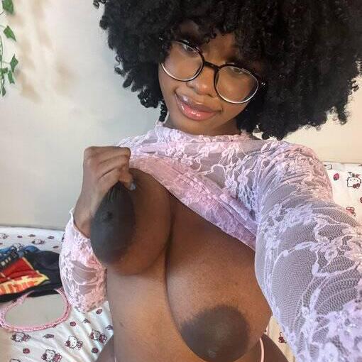
                        Oyin
                     is Female Escorts. | St. John | New Brunswick | Canada | canadatopescorts.com 