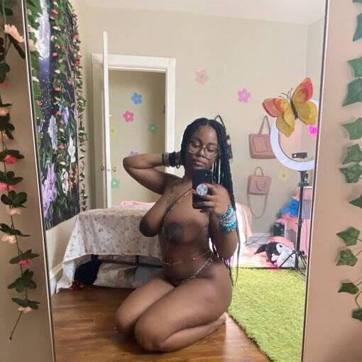 
                        Oyin
                     is Female Escorts. | St. John | New Brunswick | Canada | canadatopescorts.com 