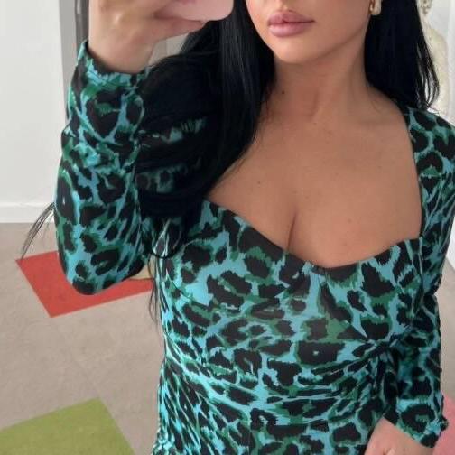 
                        Simone  prebooking
                     is Female Escorts. | Medicine Hat | Alberta | Canada | canadatopescorts.com 