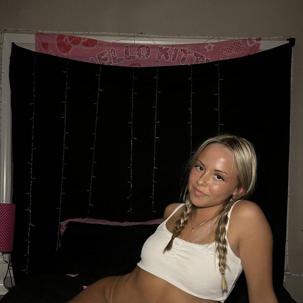 
                        Bianca
                     is Female Escorts. | Chatham | Ontario | Canada | canadatopescorts.com 