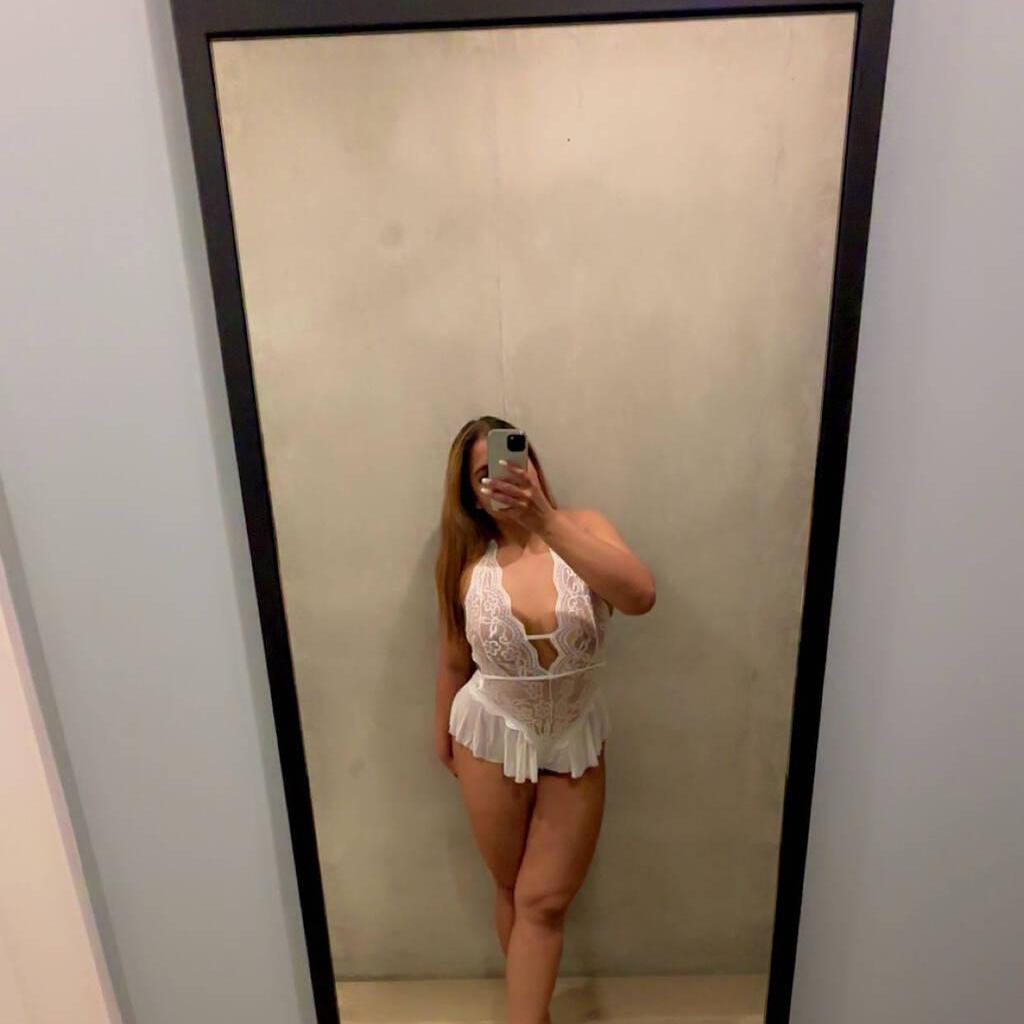 
                        Veronica Vasquez
                     is Female Escorts. | Hamilton | Ontario | Canada | canadatopescorts.com 