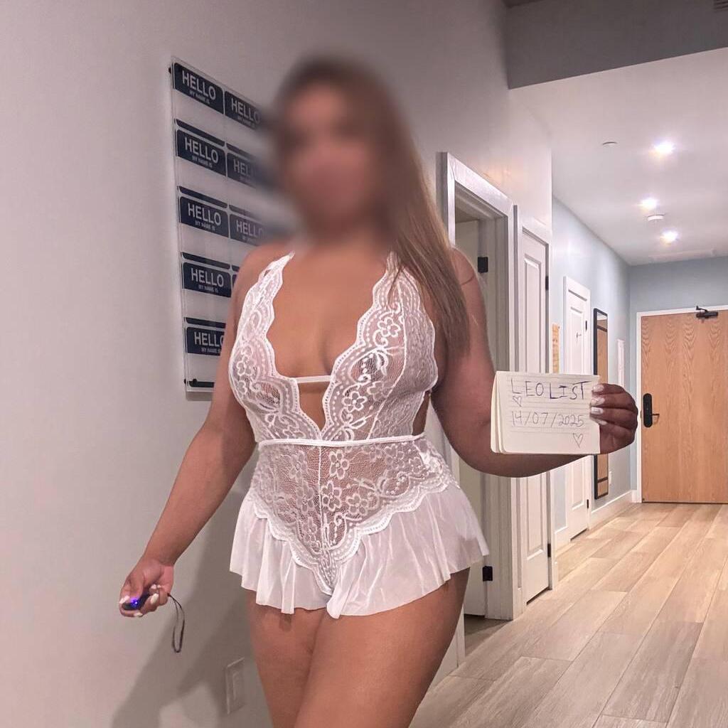 
                        Veronica Vasquez
                     is Female Escorts. | Hamilton | Ontario | Canada | canadatopescorts.com 