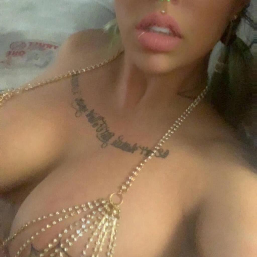 
                        Maika
                     is Female Escorts. | Saskatoon | Saskatchewan | Canada | canadatopescorts.com 