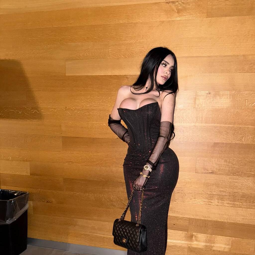 
                        MEXICAN BARBIE
                     is Female Escorts. | Calgary | Alberta | Canada | canadatopescorts.com 