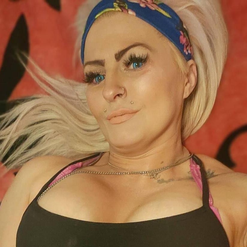 
                        Danni G
                     is Female Escorts. | Red Deer | Alberta | Canada | canadatopescorts.com 