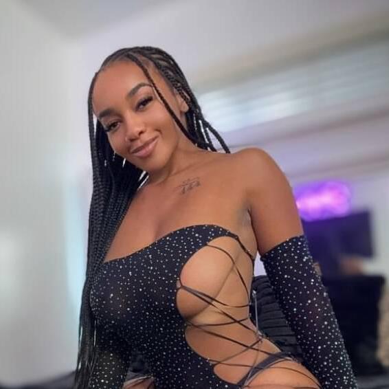 
                        Celina
                     is Female Escorts. | Ft Mcmurray | Alberta | Canada | canadatopescorts.com 