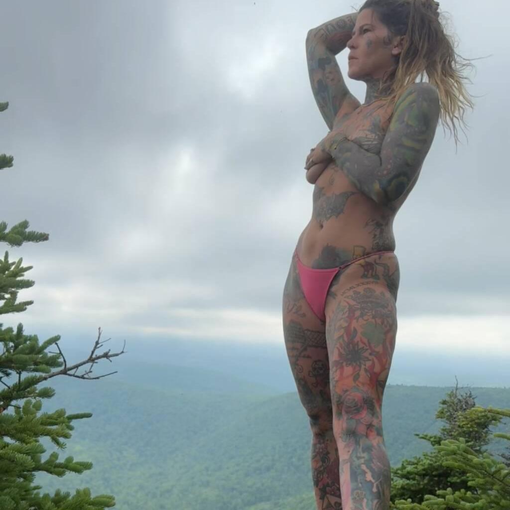 
                        Kandy
                     is Female Escorts. | Saskatoon | Saskatchewan | Canada | canadatopescorts.com 