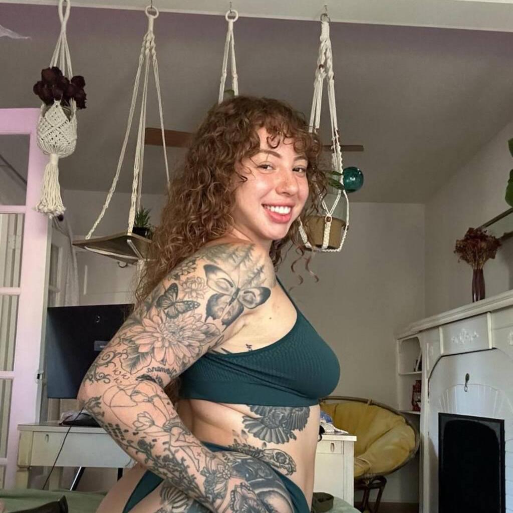 
                        Bliss
                     is Female Escorts. | Chatham | Ontario | Canada | canadatopescorts.com 