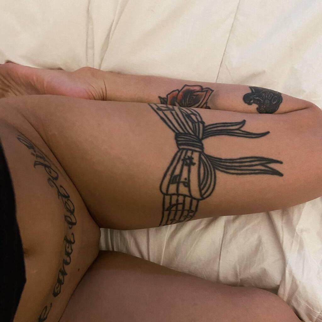 
                        Dara
                     is Female Escorts. | Owen Sound | Ontario | Canada | canadatopescorts.com 