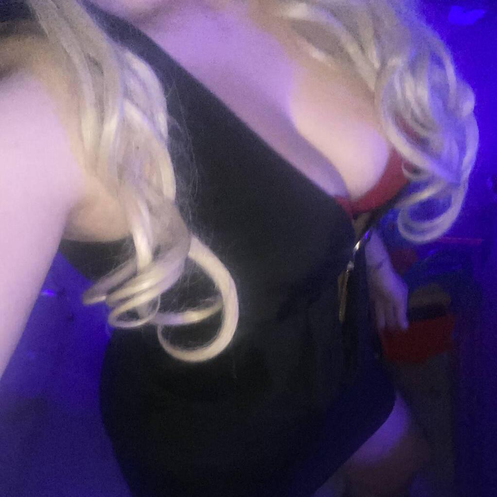 
                        Tessierra
                     is Female Escorts. | Vancouver | British Columbia | Canada | canadatopescorts.com 