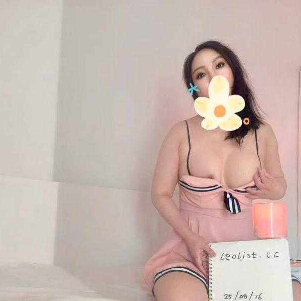 
                        Ming
                     is Female Escorts. | Montreal | Quebec | Canada | canadatopescorts.com 