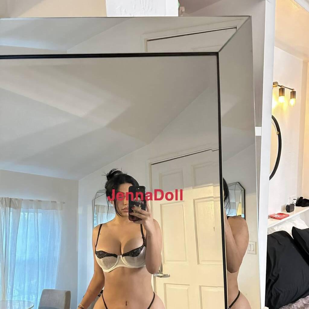
                        JennaDoll
                     is Female Escorts. | Calgary | Alberta | Canada | canadatopescorts.com 