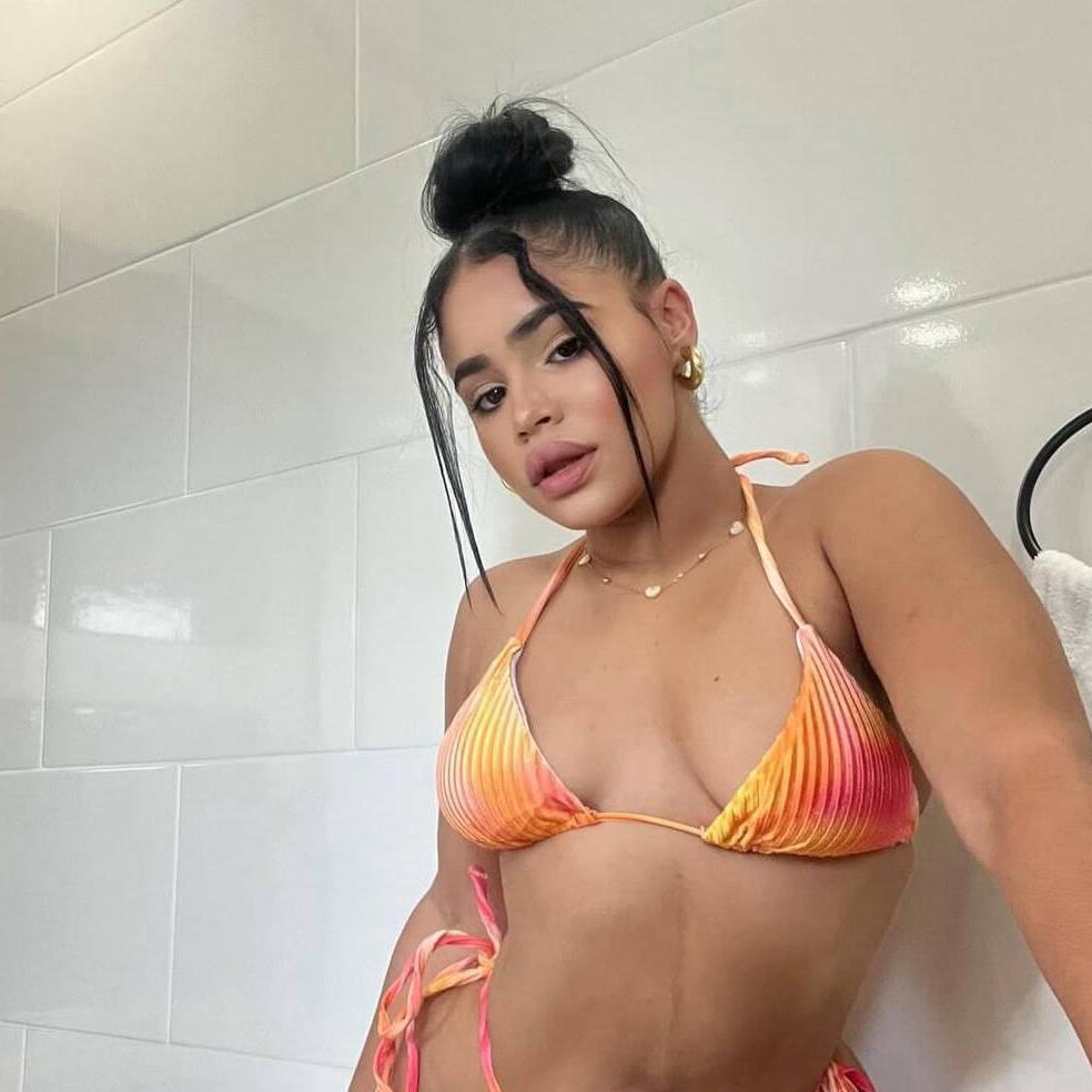 
                        Laura
                     is Female Escorts. | Prince George | British Columbia | Canada | canadatopescorts.com 