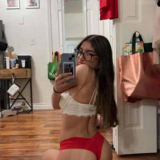 
                        Baddie
                     is Female Escorts. | belleville | Ontario | Canada | canadatopescorts.com 