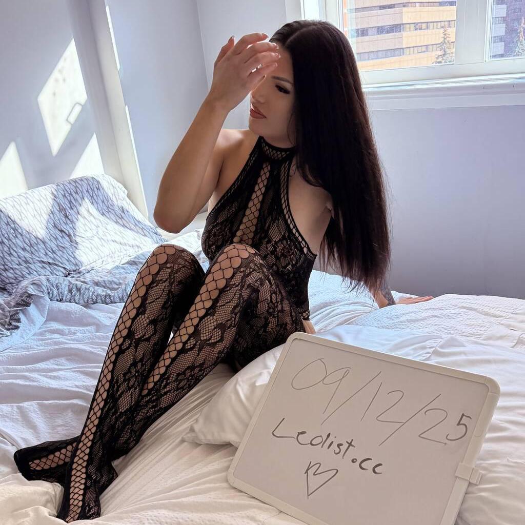 
                        Hannah
                     is Female Escorts. | Calgary | Alberta | Canada | canadatopescorts.com 