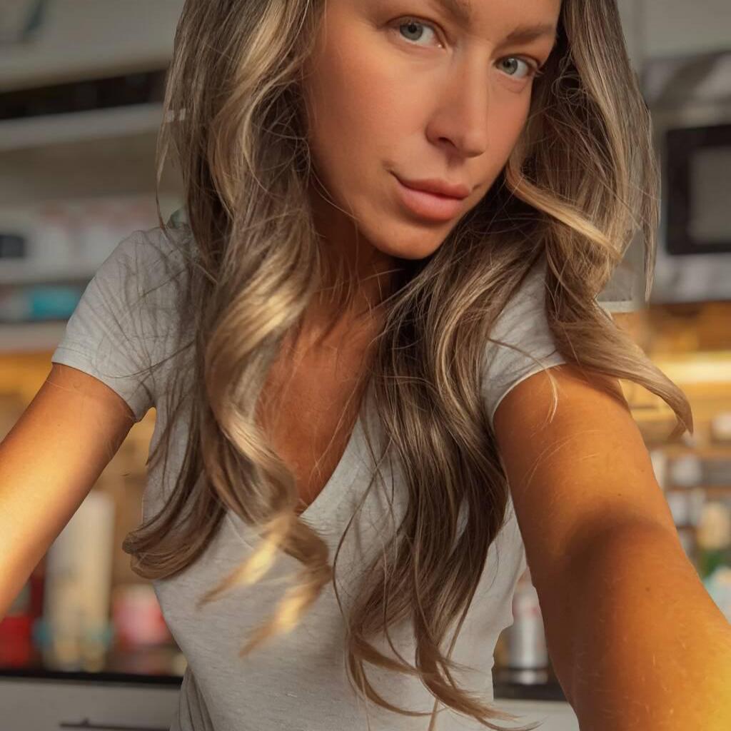 
                        D'arcy
                     is Female Escorts. | Toronto | Ontario | Canada | canadatopescorts.com 