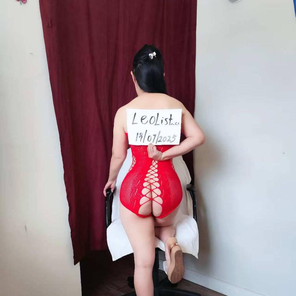 
                        Sara
                     is Female Escorts. | Calgary | Alberta | Canada | canadatopescorts.com 