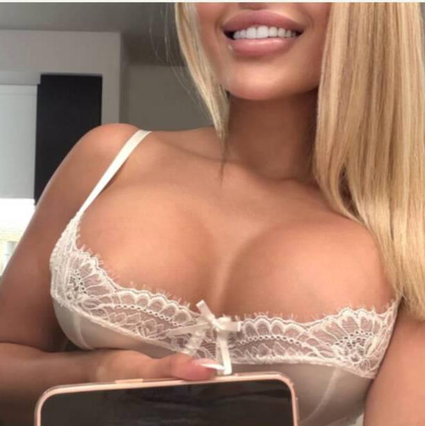 
                        Sarah
                     is Female Escorts. | Grande Prairie | Alberta | Canada | canadatopescorts.com 