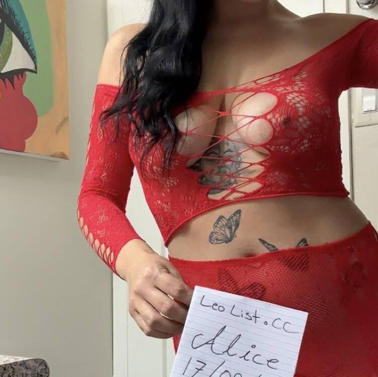
                        Alice in wonderland
                     is Female Escorts. | Barrie | Ontario | Canada | canadatopescorts.com 