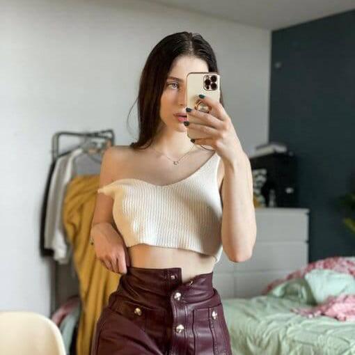 
                        Charlotte
                     is Female Escorts. | Saguenay | Quebec | Canada | canadatopescorts.com 