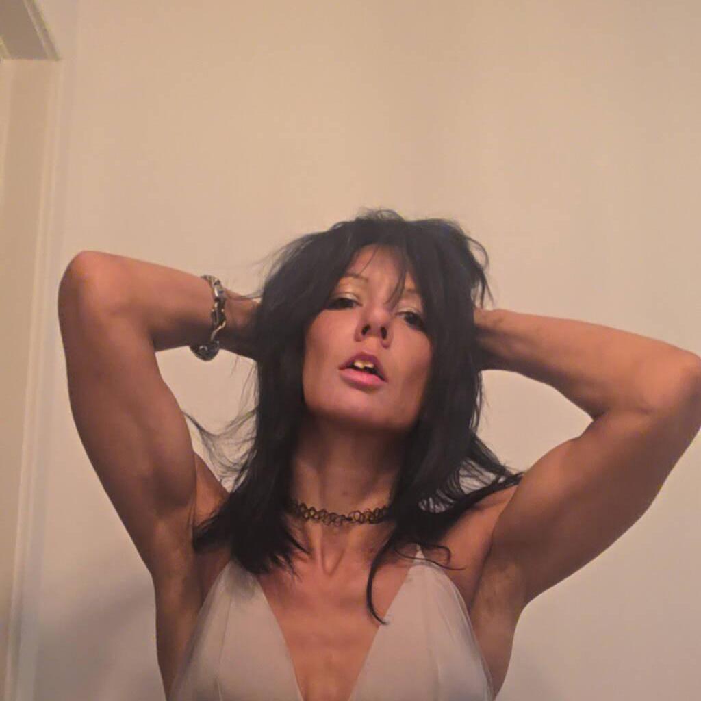 
                        Victoria
                     is Female Escorts. | Trois Rivieres | Quebec | Canada | canadatopescorts.com 