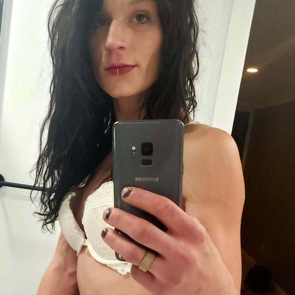 
                        Chanelle
                     is Female Escorts. | Trois Rivieres | Quebec | Canada | canadatopescorts.com 