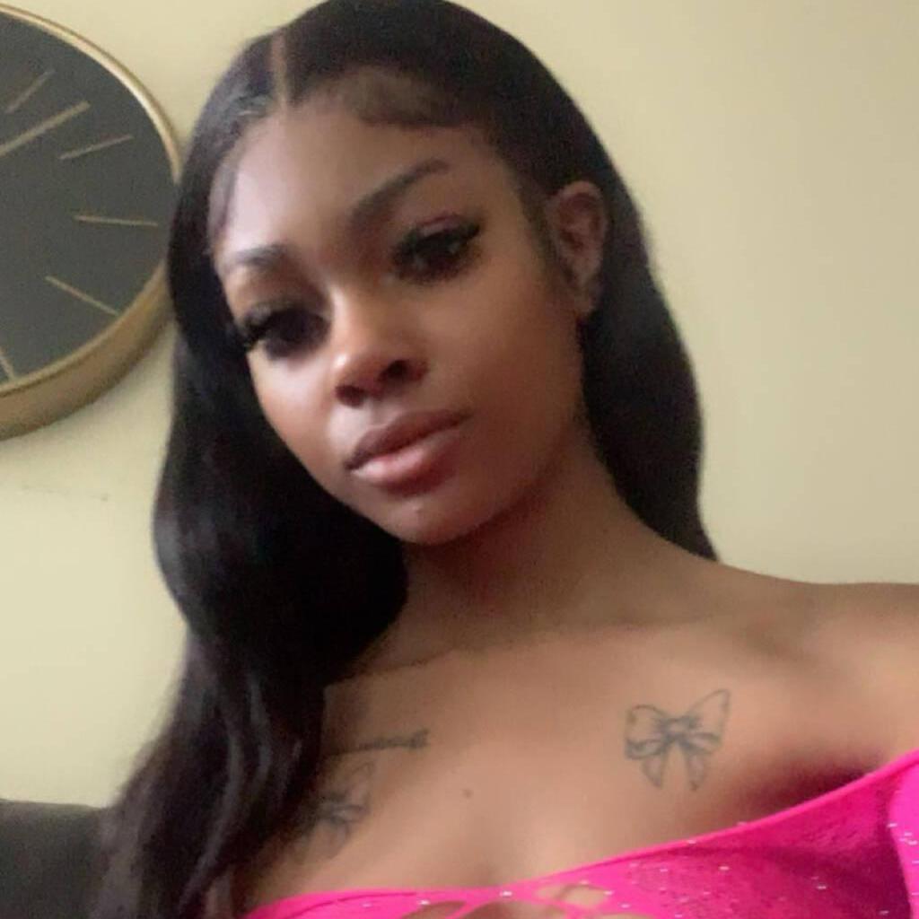 
                        Emily Carter
                     is Female Escorts. | Saskatoon | Saskatchewan | Canada | canadatopescorts.com 