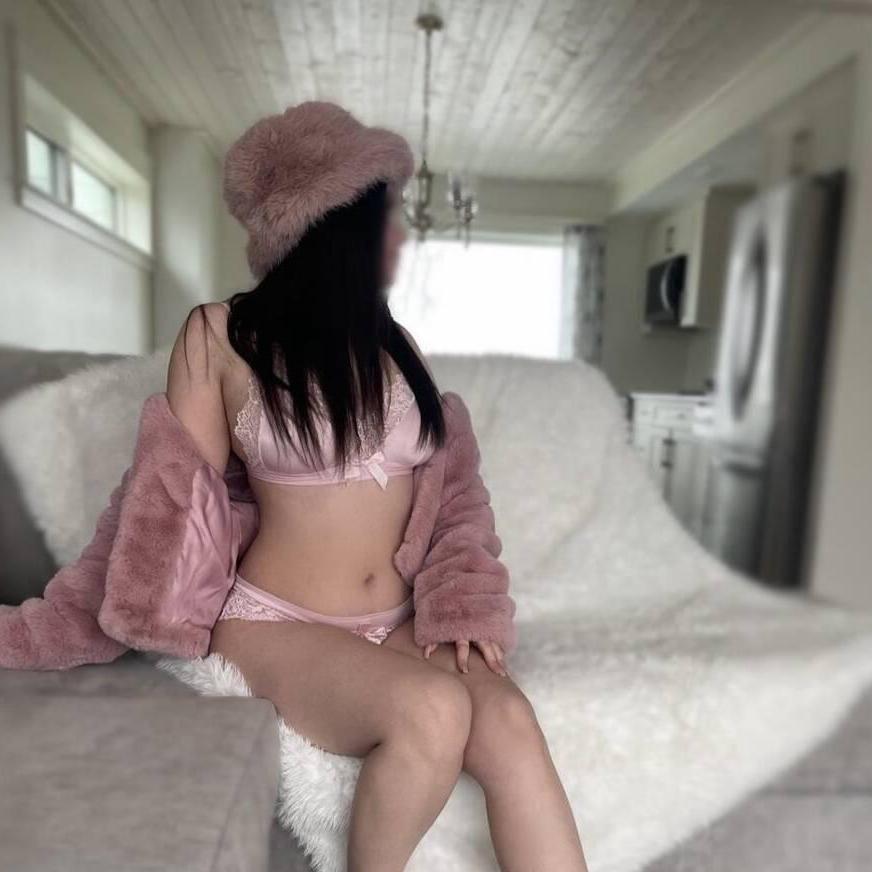 
                        Mila
                     is Female Escorts. | Kingston | Ontario | Canada | canadatopescorts.com 
