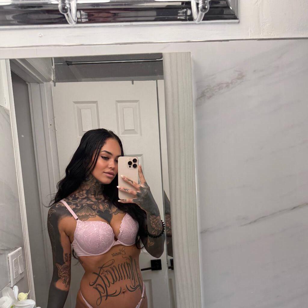 
                        Euphoria
                     is Female Escorts. | Montreal | Quebec | Canada | canadatopescorts.com 