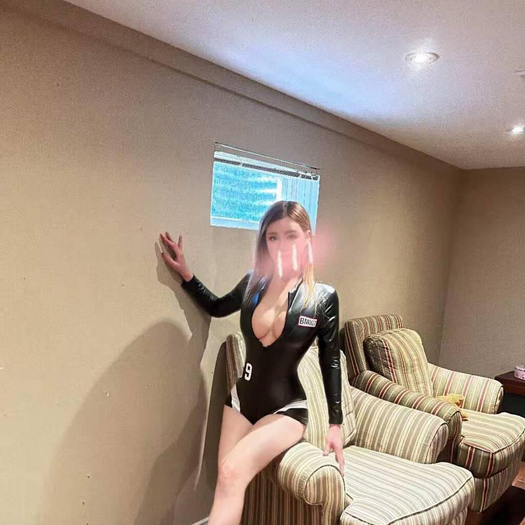 
                        Sweetie&Jessi289-980-4038
                     is Female Escorts. | Toronto | Ontario | Canada | canadatopescorts.com 