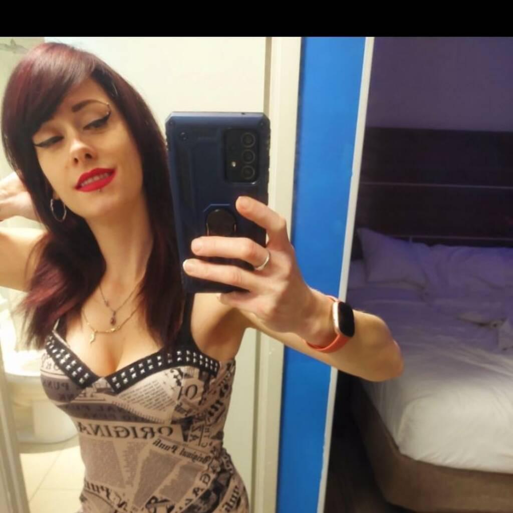 
                        Amber-Incalls
                     is Female Escorts. | Toronto | Ontario | Canada | canadatopescorts.com 