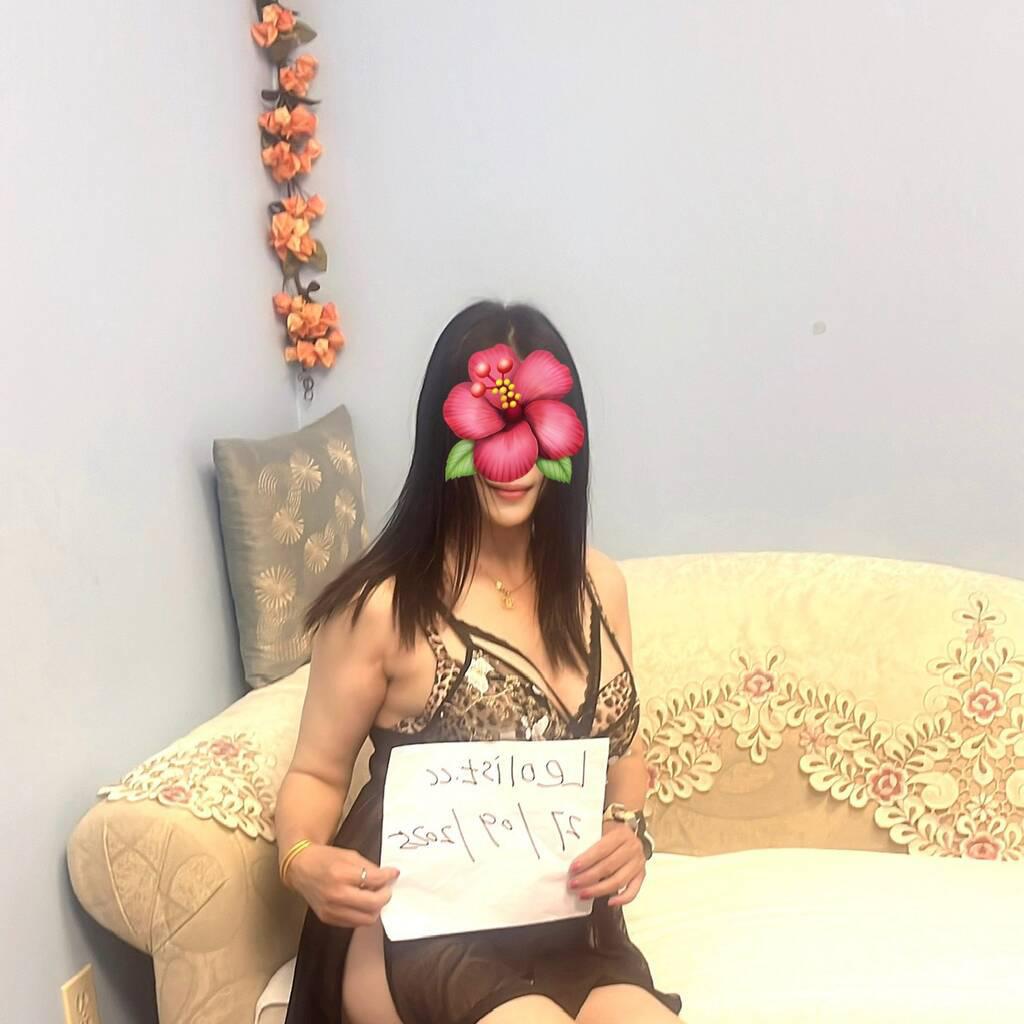 
                        Helen
                     is Female Escorts. | Abbotsford | British Columbia | Canada | canadatopescorts.com 