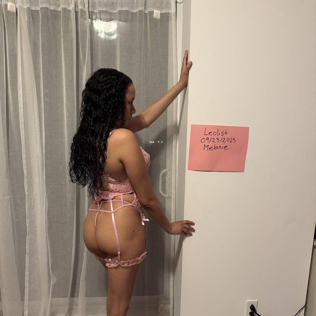 
                        Melanie
                     is Female Escorts. | Kingston | Ontario | Canada | canadatopescorts.com 