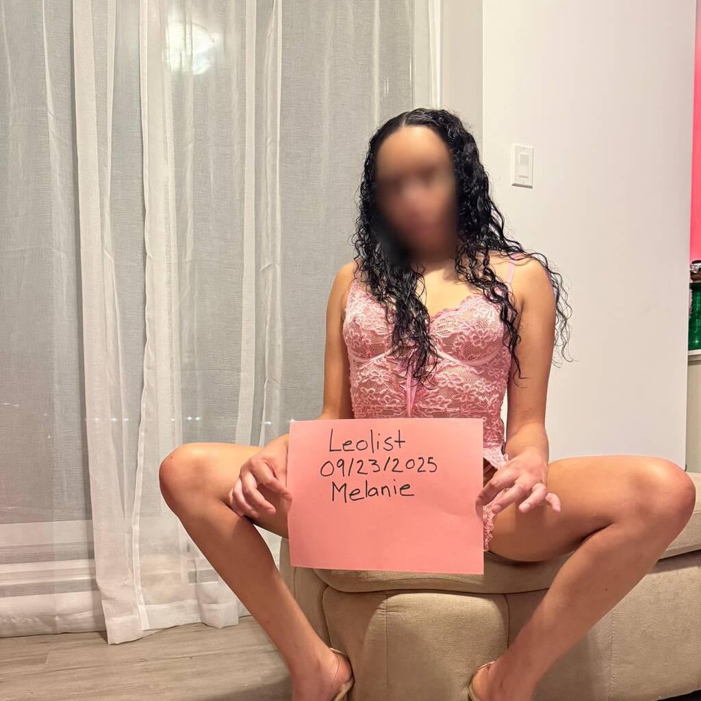 
                        Melanie
                     is Female Escorts. | Kingston | Ontario | Canada | canadatopescorts.com 