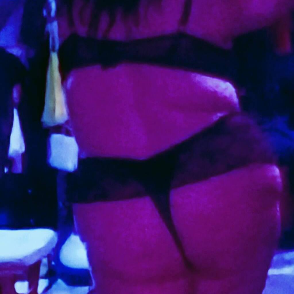 
                        Leona
                     is Female Escorts. | Regina | Saskatchewan | Canada | canadatopescorts.com 